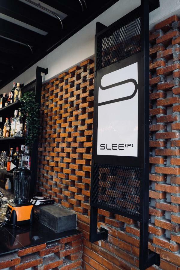Slee Hostel Chiangmai (Adults Only) Chiang Mai Exterior foto