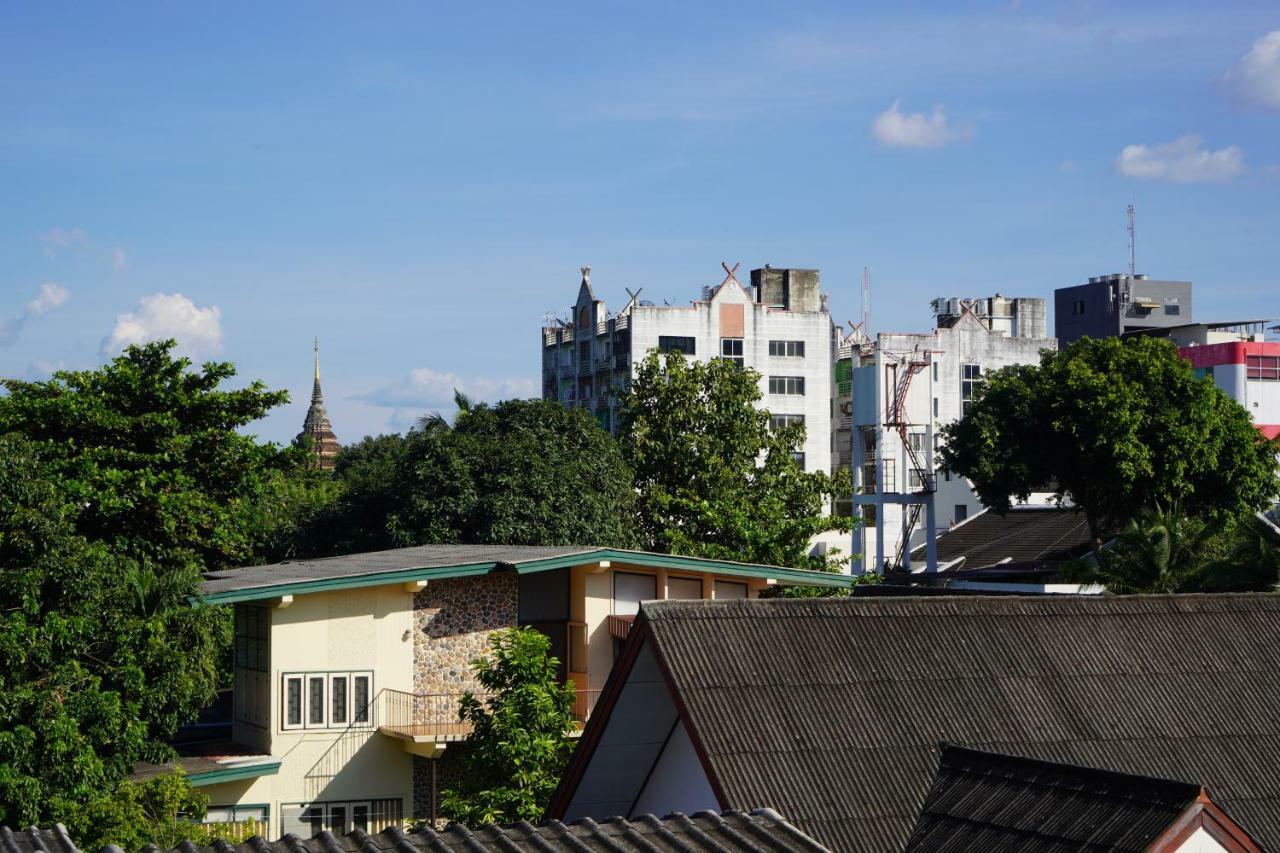 Slee Hostel Chiangmai (Adults Only) Chiang Mai Exterior foto